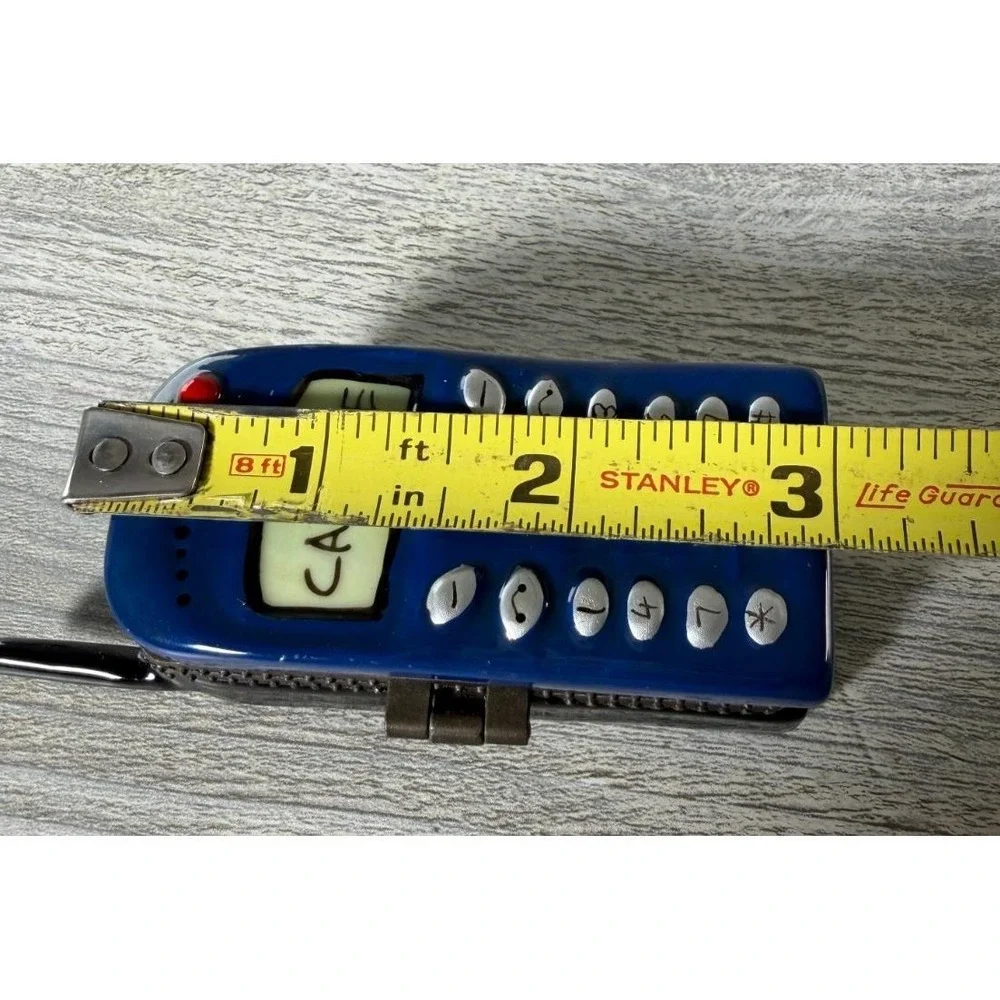 Vintage Y2K Miniature Cell Phone 